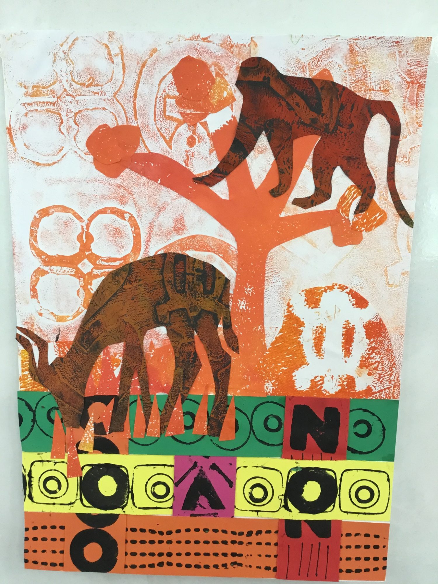 Photo of children learning to monoprint