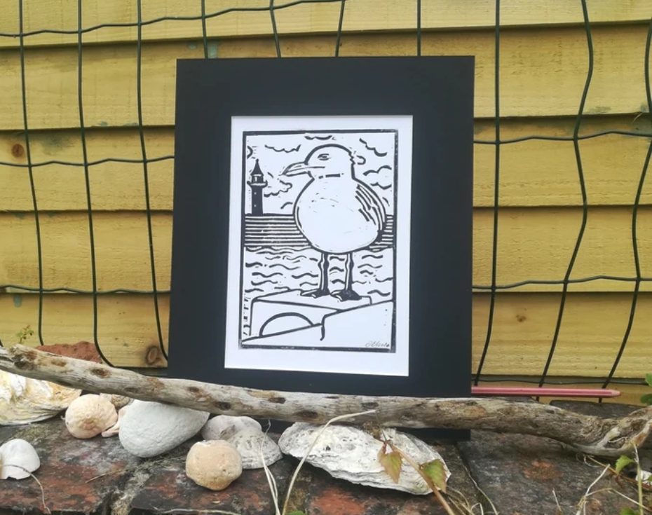Linoprint of a seagull by linoprint artist Dave Elsom
