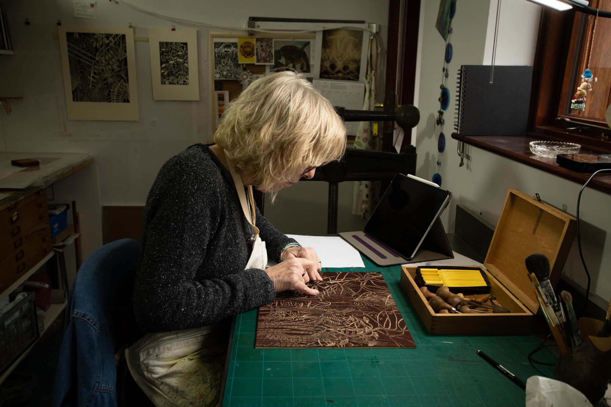 Photo of printmaker Scarlett Rebecca